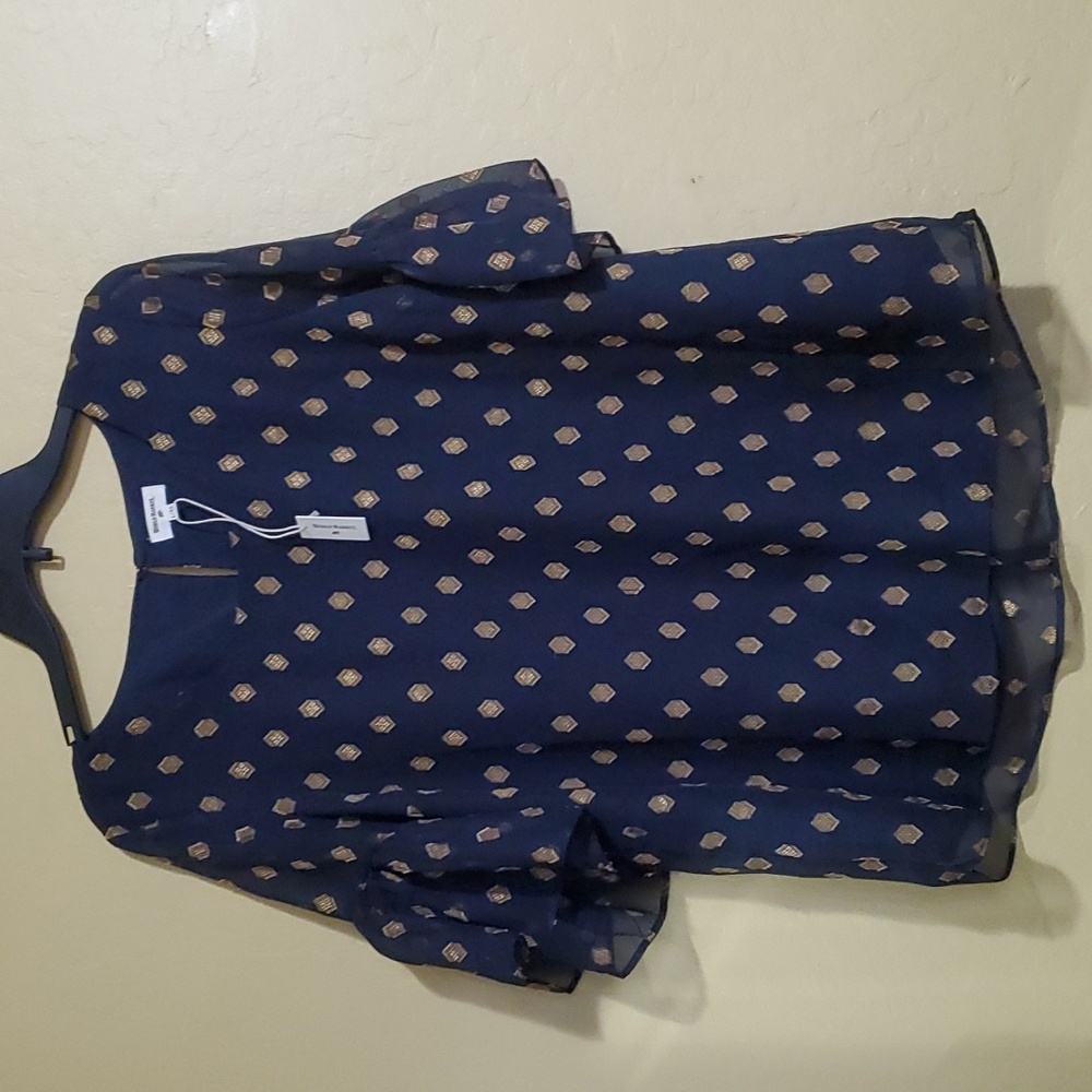 Womens new XL lined  flowy blouse.